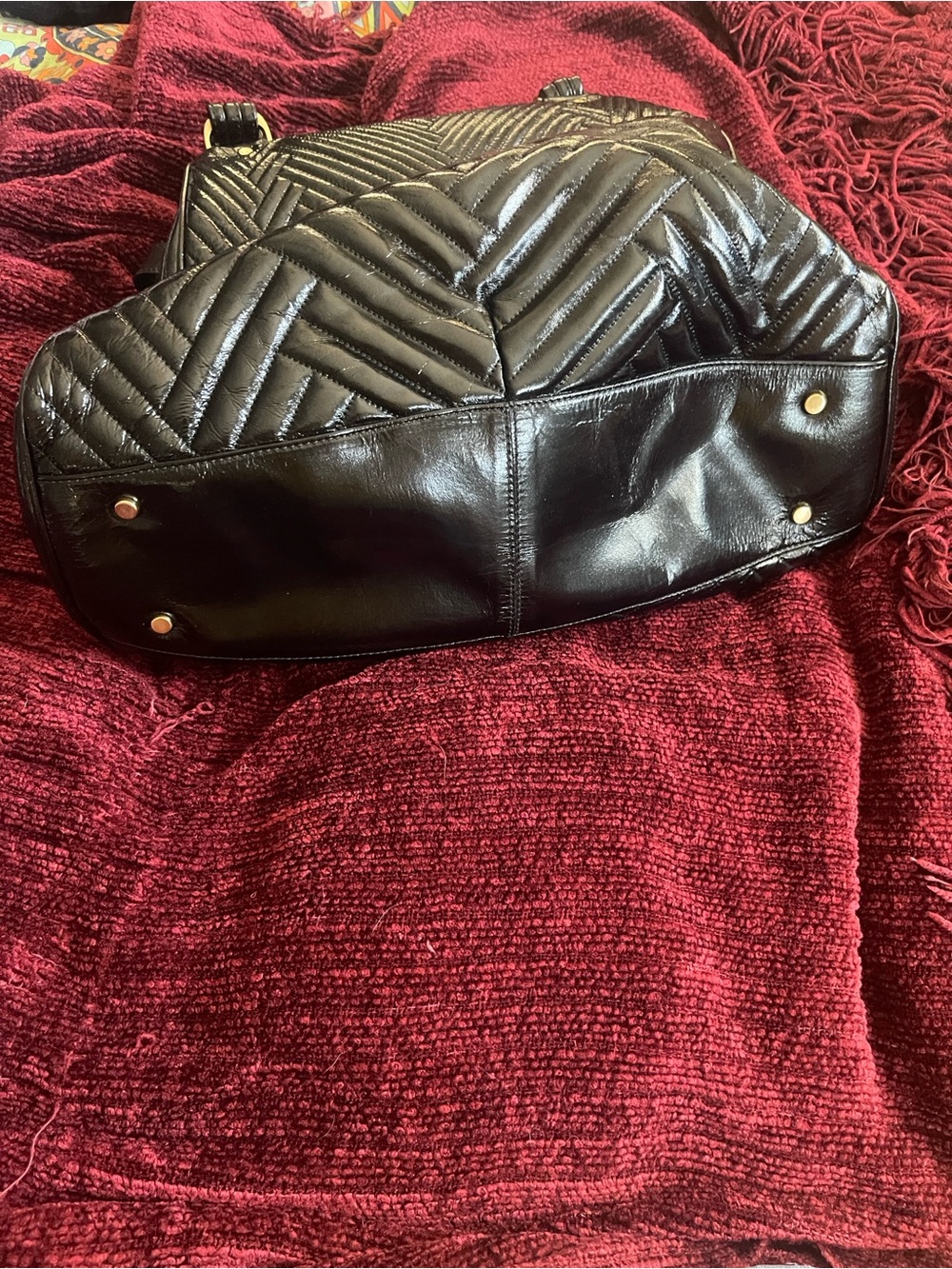 Cole Haan Laury Black Patent Leather Quilted Chevron Tote Bag Hobo Purse - Picture 7 of 7